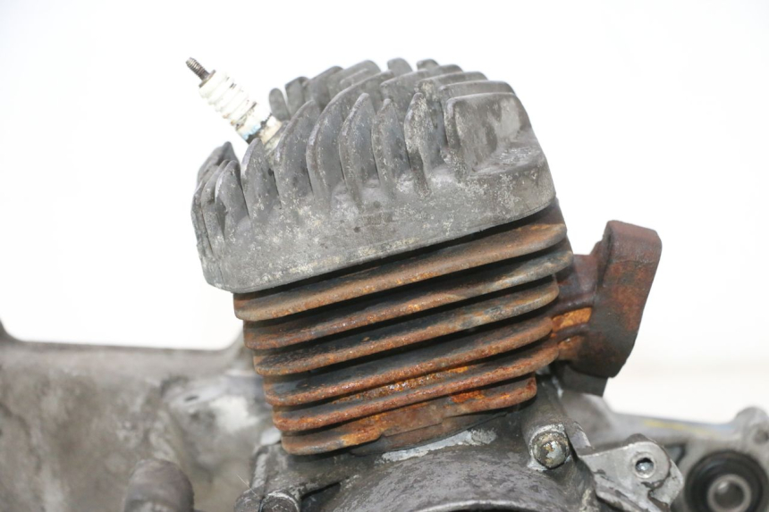 photo de MOTOR PEUGEOT ELYSTAR 50 (2002 - 2014) - Otra vista del artículo
