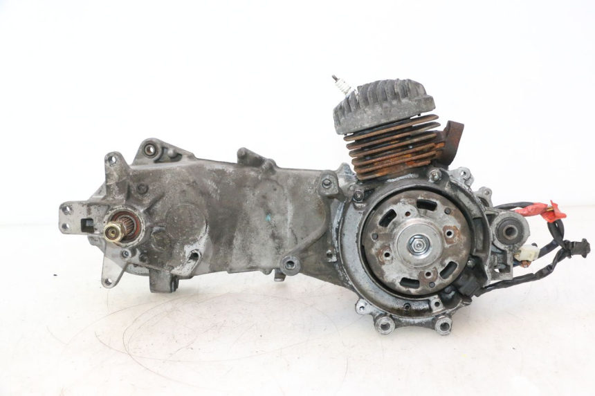 photo de MOTOR PEUGEOT ELYSTAR 50 (2002 - 2014) - Zoom sobre los componentes