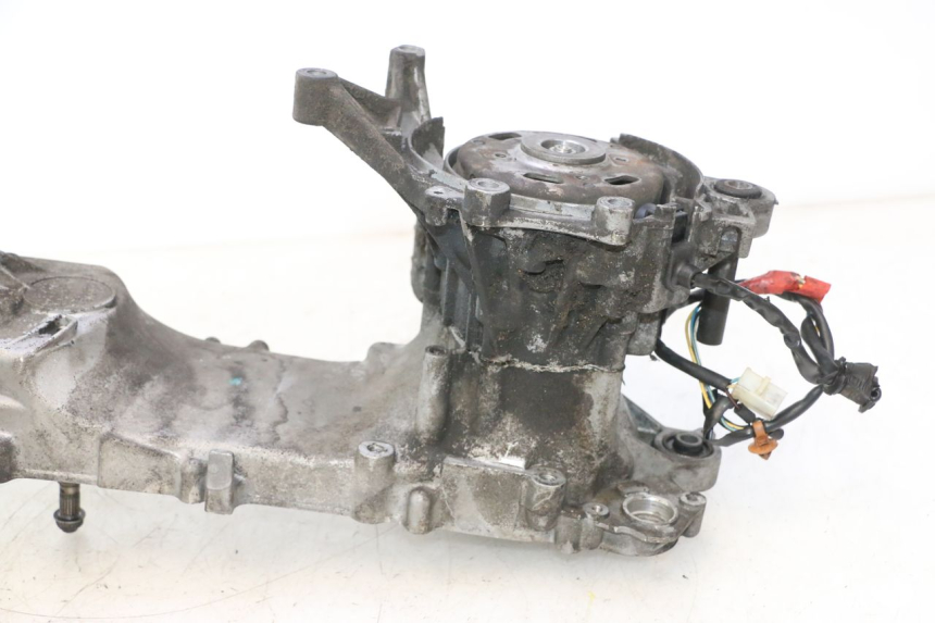 photo de MOTOR PEUGEOT ELYSTAR 50 (2002 - 2014) - Detalles de los puntos de fijación