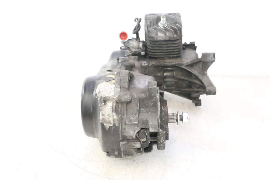 photo de MOTOR PEUGEOT ELYSTAR 50 (2002 - 2014) - Estado de la superficie y material