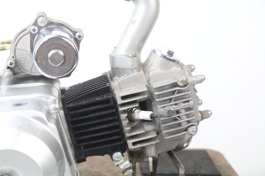 photo de MOTOR CHINESE QUAD ENFANT ATV PUMA 50 - Características distintivas