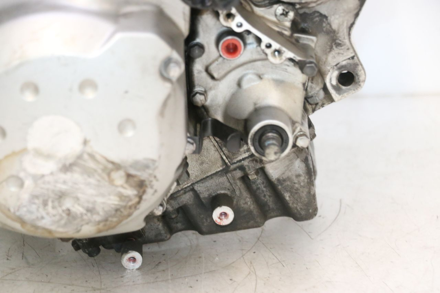photo de MOTOR KAWASAKI ER-6 ER6 N 650 (2005 - 2009) - Estado de la superficie y material