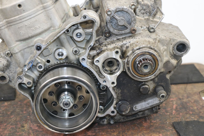 photo de MOTOR KTM EXC-F EXC F 250 (2005 - 2007) - Zoom sobre los componentes