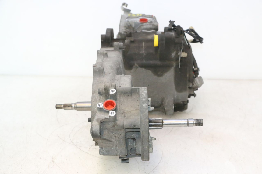 photo de MOTOR HONDA FES PANTHEON 125 (2003 - 2007) - Características distintivas