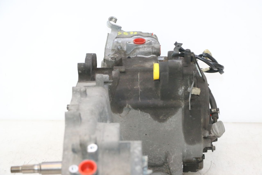 photo de MOTOR HONDA FES PANTHEON 125 (2003 - 2007) - Zoom sobre los componentes