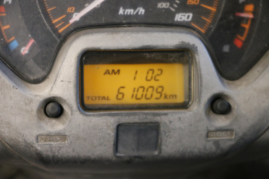 photo de MOTOR HONDA FES PANTHEON 125 (2003 - 2007) - Zoom estado de uso