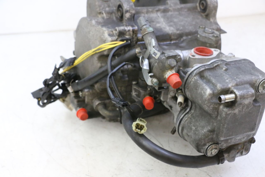 photo de MOTOR HONDA FES S-WING SWING ABS 125 (2007 - 2015) - Otra perspectiva