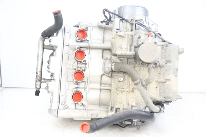 photo de MOTOR YAMAHA FJR ABS 1300 (2006 - 2012) - Detalles de los puntos de fijación