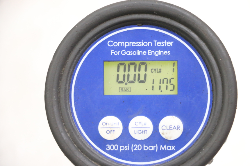 photo de MOTOR HONDA FJS SILVERWING SILVER WING 600 (2001 - 2010) - Enfoque en la estructura