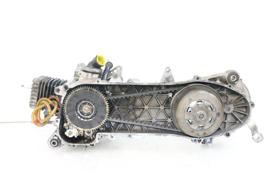 photo de MOTOR PIAGGIO FLY 2T 50 (2004 - 2017) - Vista principal