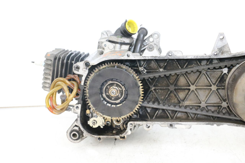 photo de MOTOR PIAGGIO FLY 2T 50 (2004 - 2017) - Características distintivas