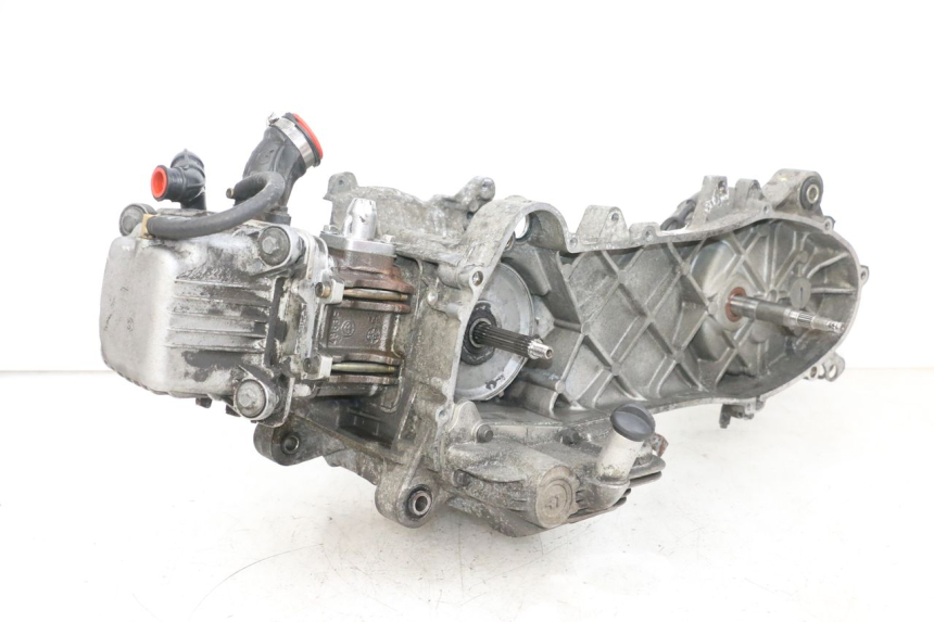 photo de MOTOR PIAGGIO FLY 4T 50 (2013 - 2017) - Inspección visual detallada