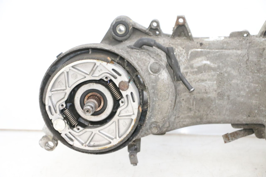 photo de MOTOR PIAGGIO FLY 4T 50 (2013 - 2017) - Otra perspectiva