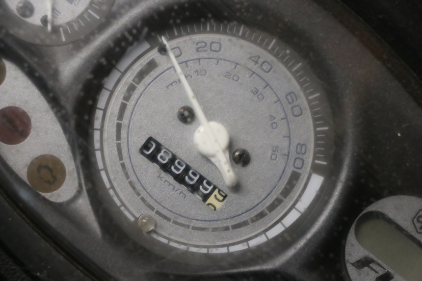 photo de MOTOR PIAGGIO FLY 4T 50 (2013 - 2017) - Detalles de los puntos de fijación