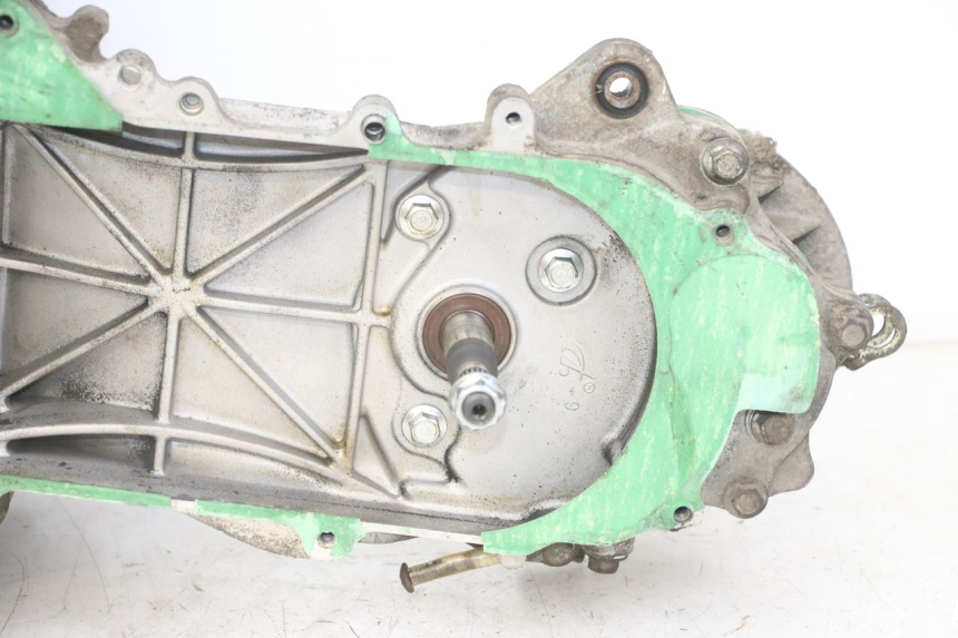 photo de MOTOR VENESI FLY RETRO 4T 50 (2020 - 2025) - Enfoque en la estructura