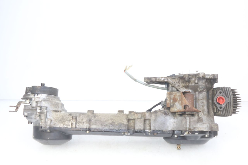 photo de MOTOR PEUGEOT FOX 50 (1995 - 2003) - Otra perspectiva