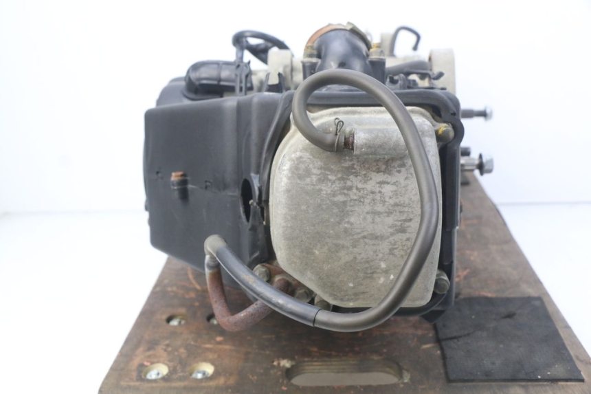 photo de MOTOR SACHS FY125T FY T 125 (2007 - 2011) - Estado de la superficie y material