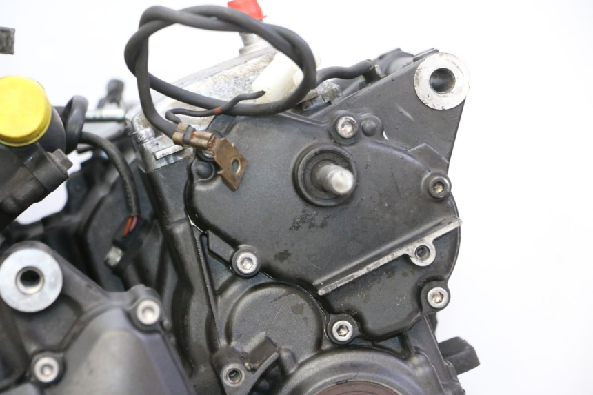 photo de MOTOR YAMAHA FZ6 FAZER S2 600 (2007 - 2011) - Primer plano de alta resolución