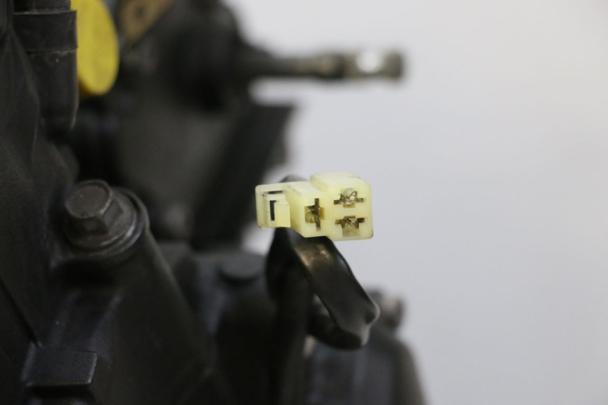 photo de MOTOR YAMAHA FZ6 FAZER S2 600 (2007 - 2011) - Inspección visual detallada