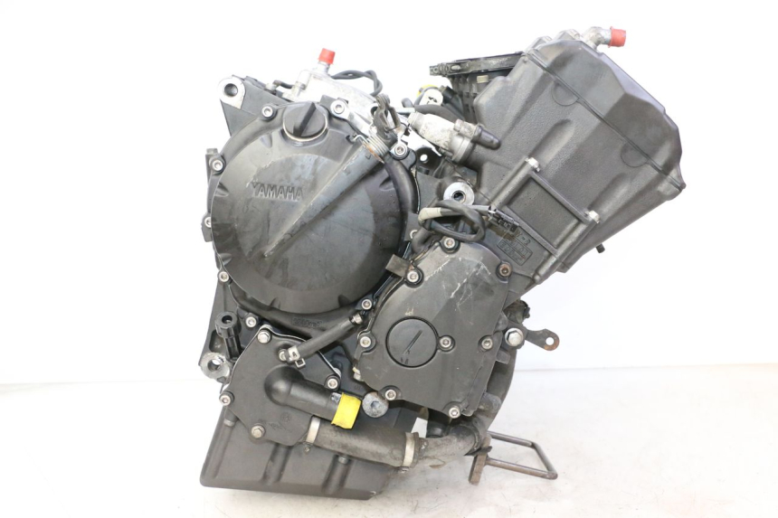 photo de MOTOR YAMAHA FZ6 FAZER S2 600 (2007 - 2011) - Vista general del producto