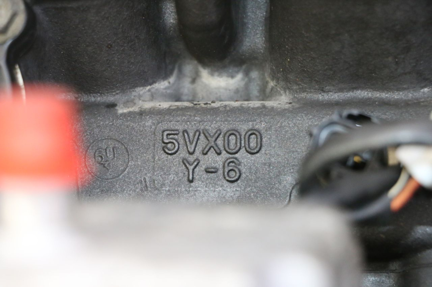 photo de MOTOR YAMAHA FZ6 FAZER S2 600 (2007 - 2011) - Detalles de los puntos de fijación