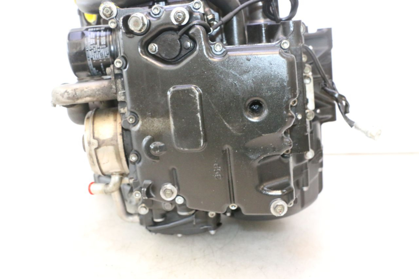 photo de MOTOR YAMAHA FZ8 800 (2010 - 2016) - Otra vista del artículo