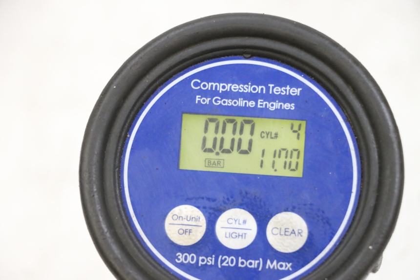 photo de MOTOR KAWASAKI GPZ RX 1000 (1986 - 1988) - Otra vista del artículo