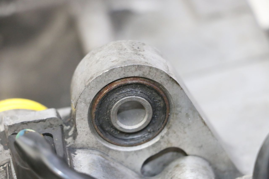 photo de MOTOR KYMCO GRAND DINK 125 (2002 - 2007) - Detalles de los puntos de fijación