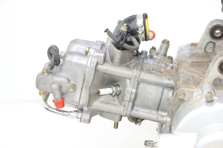 photo de MOTOR KYMCO GRAND DINK 125 (2008 - 2014) - Ángulo de visión alternativo
