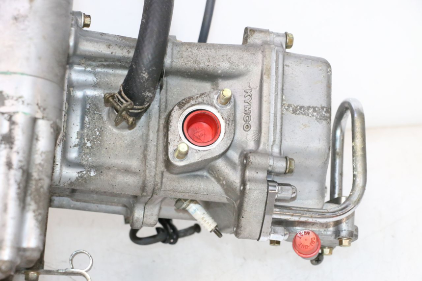 photo de MOTOR KYMCO GRAND DINK 125 (2008 - 2014) - Zoom estado de uso