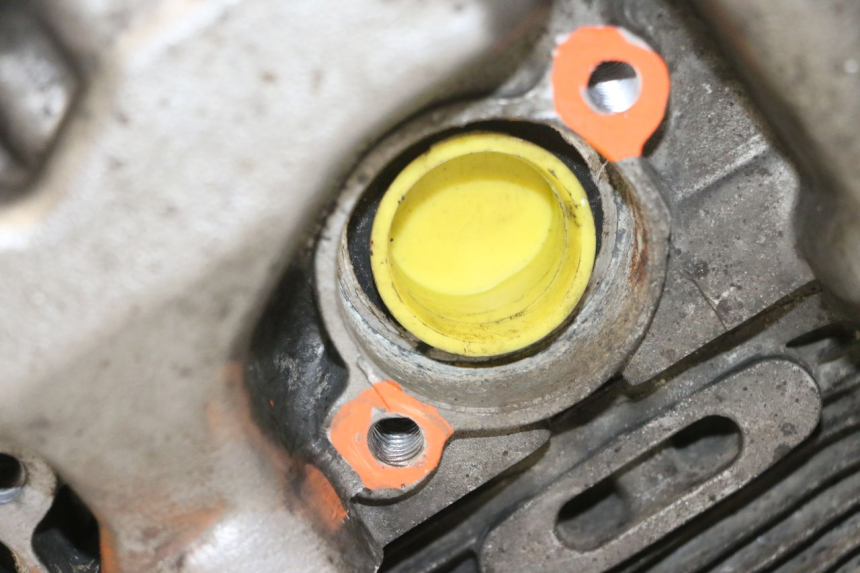 photo de MOTOR SUZUKI GSF N BANDIT 600 (1996 - 1999) - Estado de la superficie y material