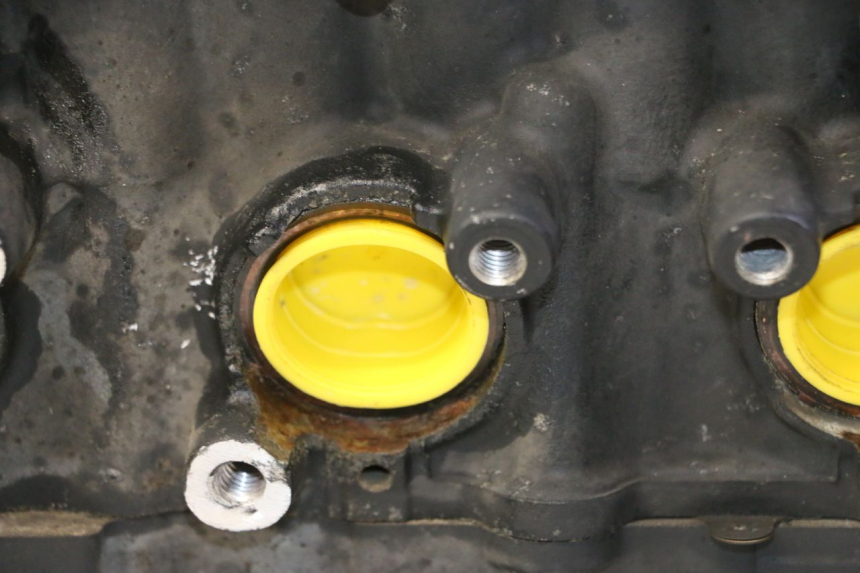 photo de MOTOR SUZUKI GSR 750 (2011 - 2017) - Inspección visual detallada