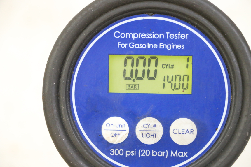 photo de MOTOR SUZUKI GSR 750 (2011 - 2017) - Vista general del producto