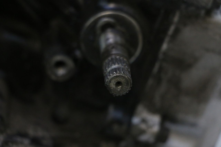photo de MOTOR SUZUKI GSX F GSXF 750 (1988 - 1998) - Detalles de los puntos de fijación
