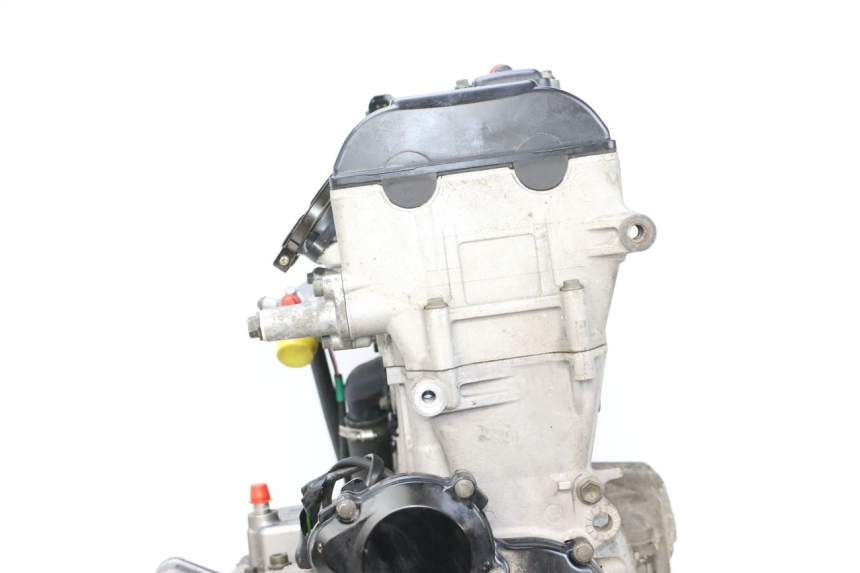 photo de MOTOR SUZUKI GSXR GSX-R 1000 (2003 - 2004) - Enfoque en la estructura