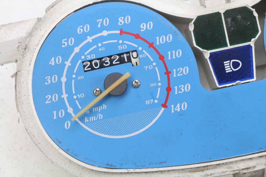 photo de MOTOR HAOTIAN HT125T-2 125 - Enfoque en la estructura