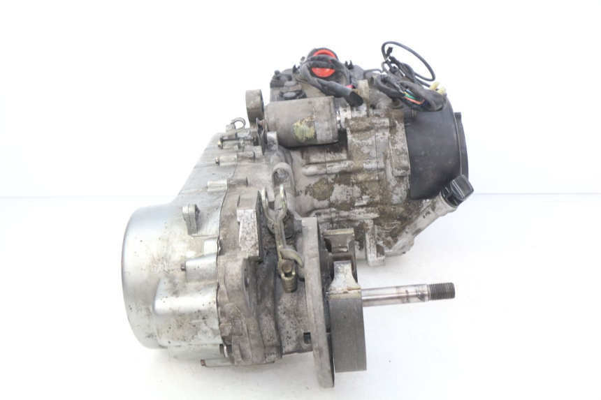 photo de MOTOR HAOTIAN HT125T-2 125 - Primer plano técnico