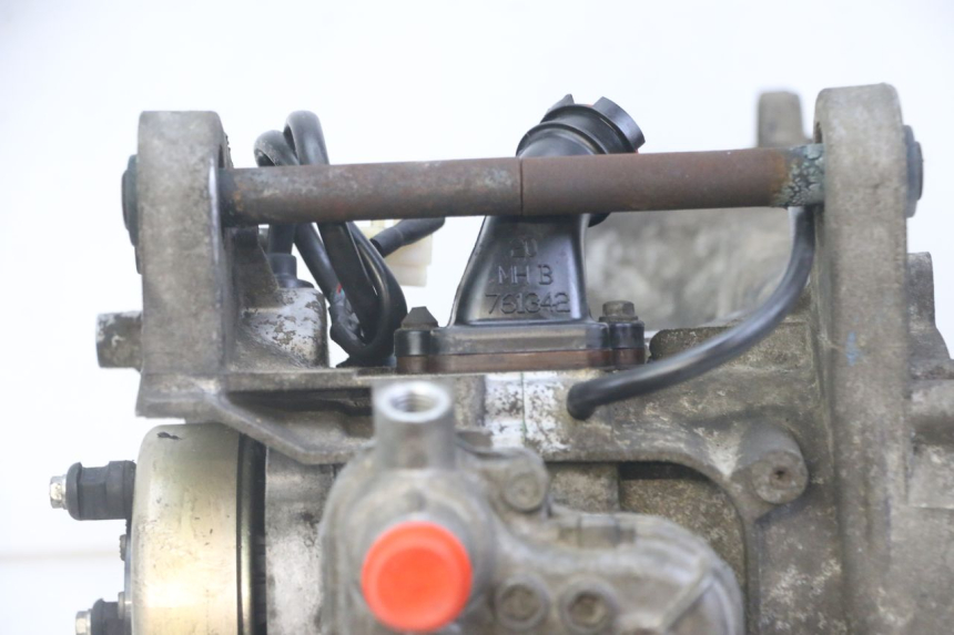 photo de MOTOR PEUGEOT JET FORCE CARBU 50 (2003 - 2016) - Zoom sobre los componentes