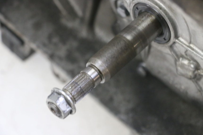 photo de MOTOR PEUGEOT JET FORCE CARBU 50 (2003 - 2016) - Otra perspectiva