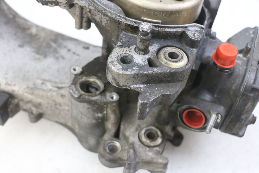 photo de MOTOR PEUGEOT JET FORCE CARBU 50 (2003 - 2016) - Otra perspectiva