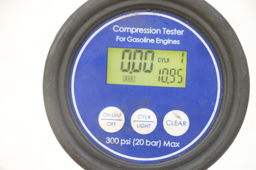 photo de MOTOR YAMAHA JOG R 50 (2004 - 2014) - Ángulo de visión alternativo