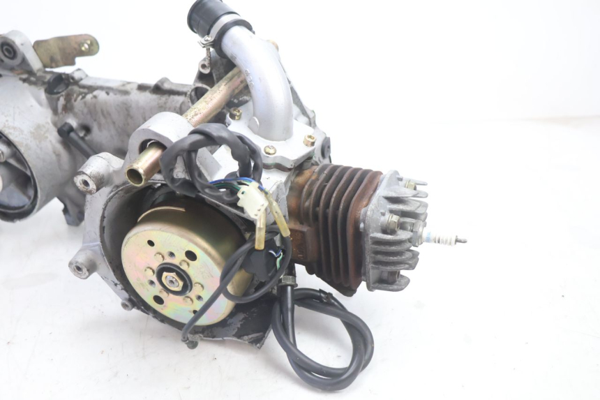 photo de MOTOR RIDE JUMP 2T 50 (2012 - 2017) - Detalles de los puntos de fijación