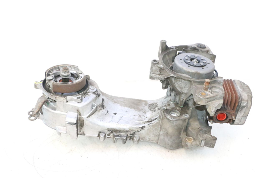 photo de MOTOR PEUGEOT KISBEE 2T 50 (2010 - 2017) - Características distintivas