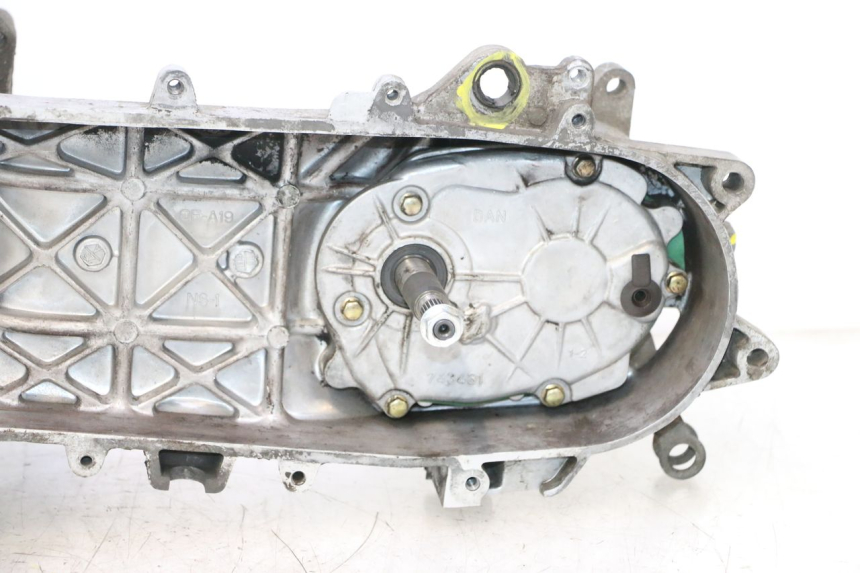 photo de MOTOR PEUGEOT KISBEE 2T 50 (2010 - 2017) - Otra perspectiva
