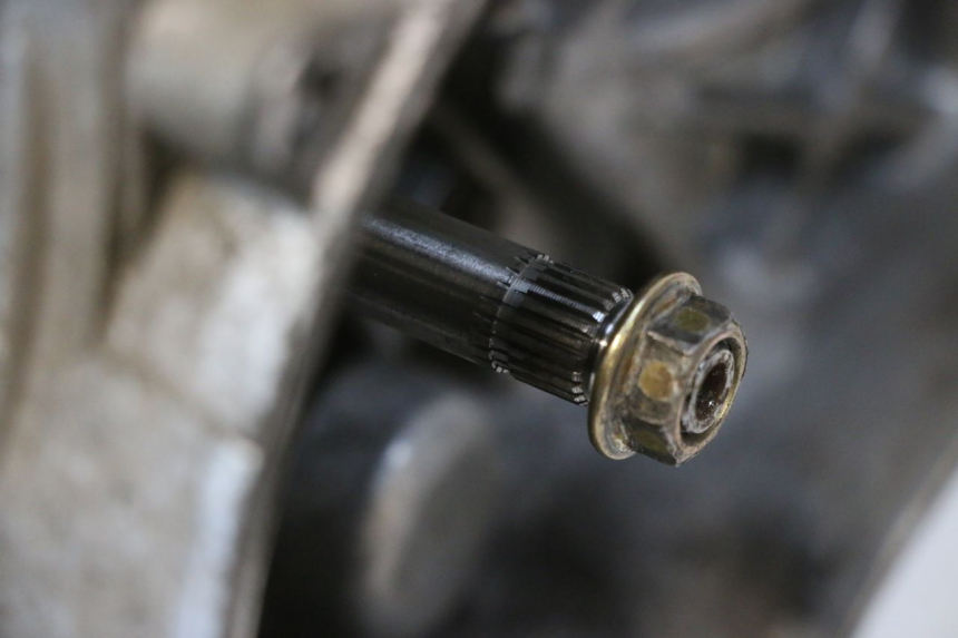 photo de MOTOR PEUGEOT KISBEE 2T 50 (2010 - 2017) - Detalles de los puntos de fijación