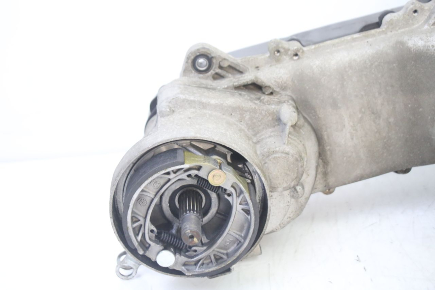 photo de MOTOR PEUGEOT KISBEE 4T 50 (2018 - 2022) - Vista general del producto