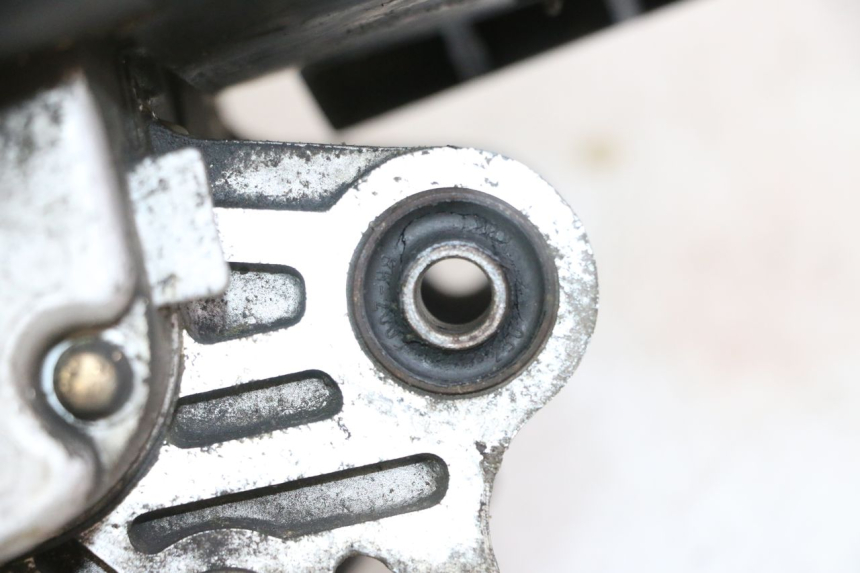 photo de MOTOR PEUGEOT KISBEE 4T 50 (2018 - 2022) - Estado de la superficie y material