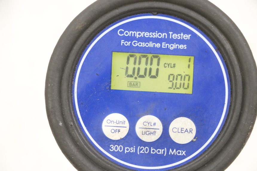 photo de MOTOR PEUGEOT KISBEE 4T 50 (2010 - 2017) - Zoom estado de uso