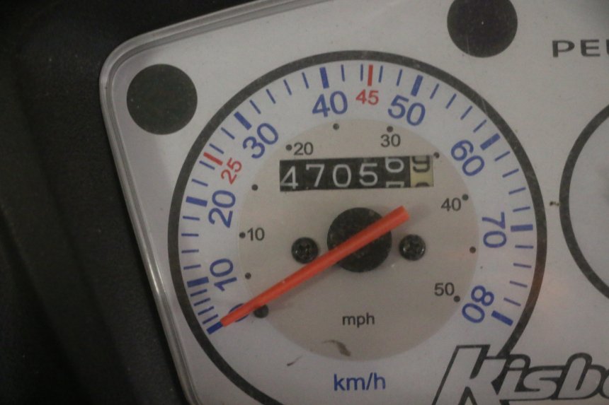 photo de MOTOR PEUGEOT KISBEE 4T 50 (2010 - 2017) - Otra perspectiva