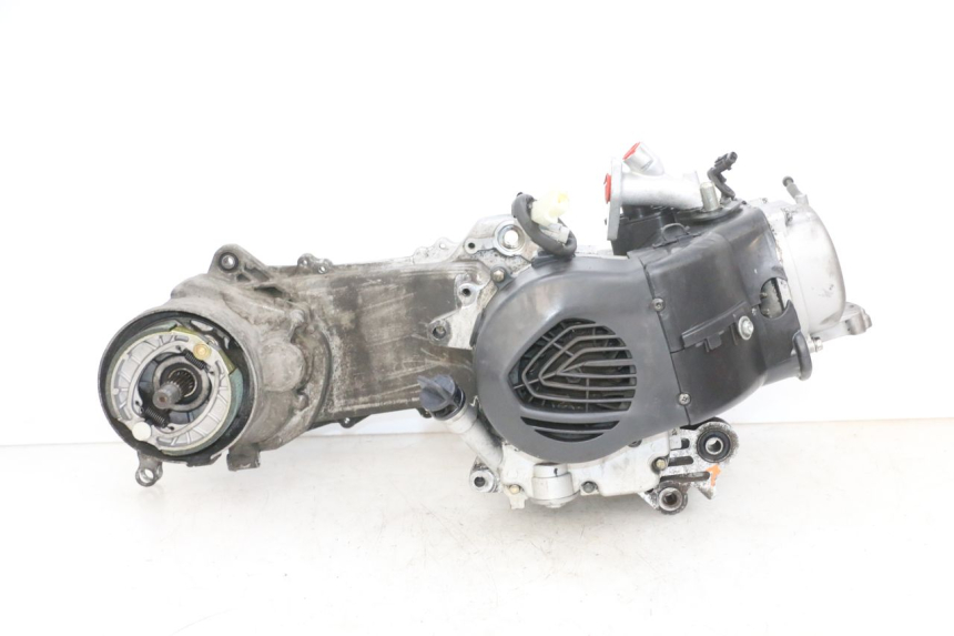 photo de MOTOR PEUGEOT KISBEE 4T 50 (2018 - 2022) - Primer plano técnico